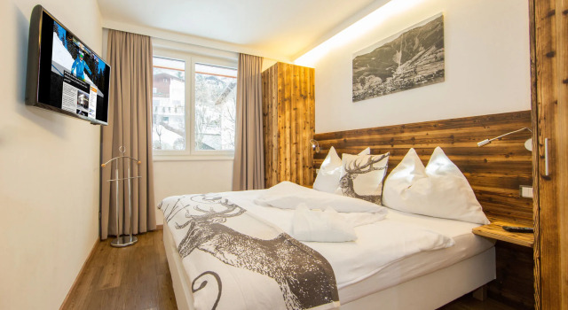Appartement Living Schönwies apartments with private Infrared cabin and Zell am See Kaprun summercard, Забронировать Апартаменты/квартира Отели Целль-ам-Зе с бассейном, рядом с Вокзал Цель-ам-Зее, Бассейн