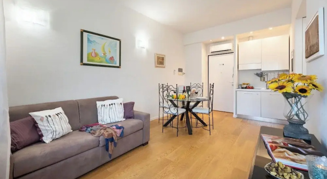 Santa Maria Novella - Flo Apartments, Забронировать Апартаменты/квартира Апартаменты Флоренции, рядом с Площадь Кафедрального собора, Апартаменты/квартира