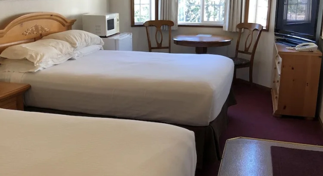 Четырёхместный семейный номер Standard The Landmark Inn