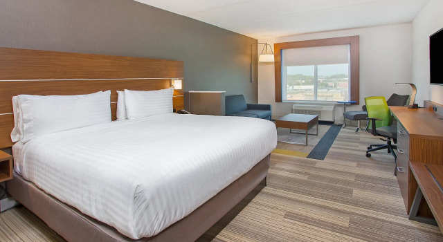 Двухместный номер Standard Holiday Inn Express & Suites Covington by IHG