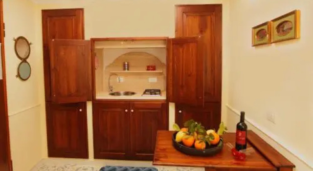 Casa Pozzillo, Забронировать Апартаменты/квартира Апартаменты Сант-Аньелло, рядом с Железнодорожный вокзал Сант-Аньелло линии Circumvesuviana, Апартаменты/квартира