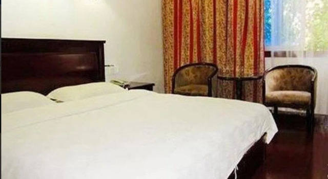 Dongda Street Hotel, Varaa Hotelli Hotellit Suzhou pysäköinnillä, Pysäköinti
