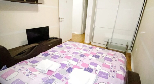 Pleasure Lux2, Buchen Sie Hotel Belgrad Zentralserbien