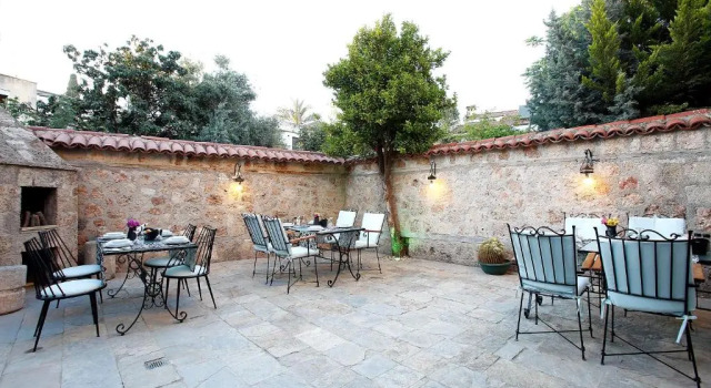 Апартаменты Superior Castle Inn Boutique Hotel