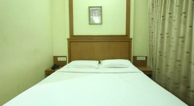 Двухместный номер Deluxe Hotel Roopa