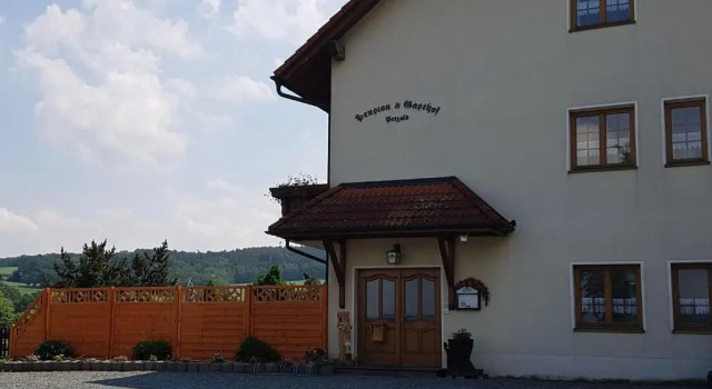 Pension und Bauernhof Petzold, 预订 酒店 Elsterberg 萨克森州