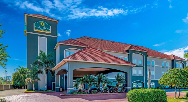 La Quinta Inn & Suites by Wyndham Alamo - McAllen East, Забронировать Отель СПА-отели Rio Grande Valley, SPA-услуги