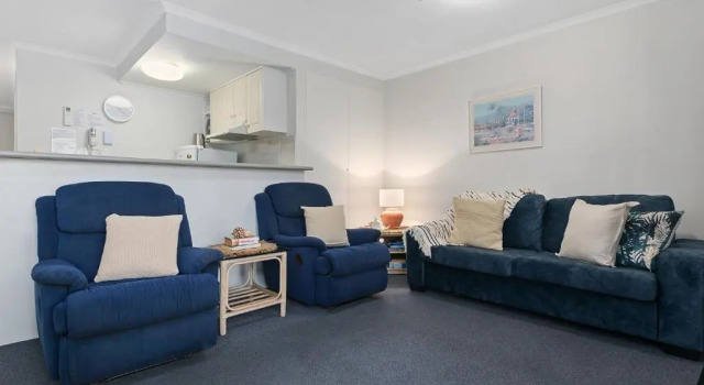 Апартаменты The Burlington Holiday Apartments