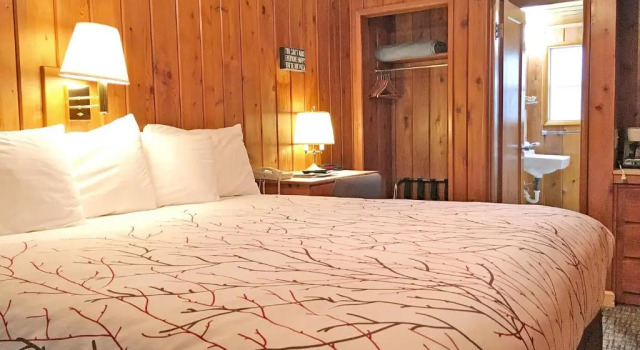 Номер Economy Park Motel and Cabins