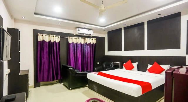 Люкс Standard Capital O 61018 Sri Krishna Guest House