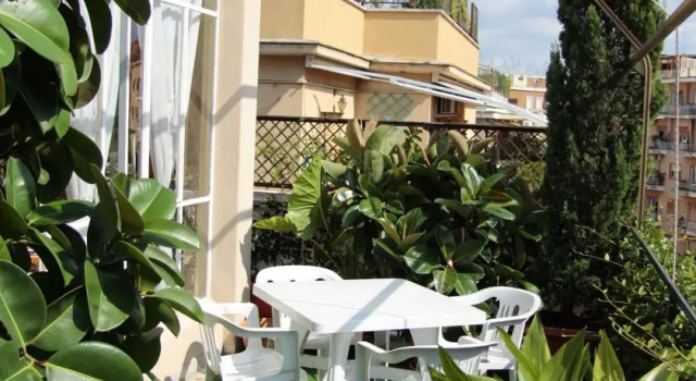 Domus Aureliana, Prenota Hotel Aurelio Roma