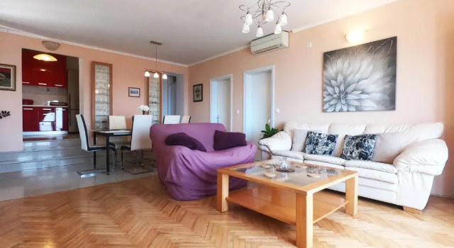 Апартаменты Superior Apartments La Perla