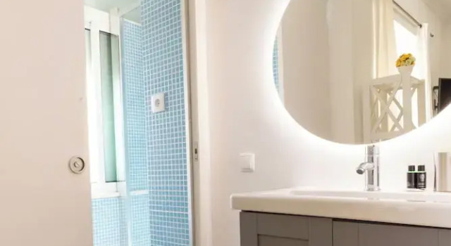 Номер Comfort Sweet Suites Guesthouse close to famous Avenue Liberty