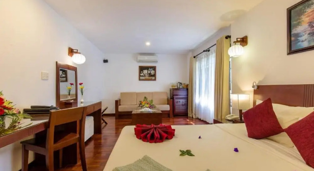 Номер Superior с балконом и с видом на сад Vinh Hung Riverside Resort & Spa