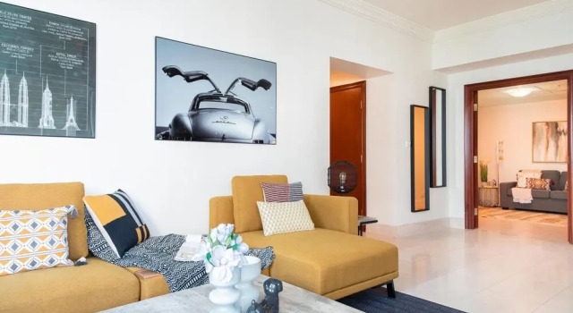 Maison Privee - Stunning Waterfront Apt w/ Marina View nxt to Beach, Забронировать Апартаменты/квартира Дубай Эмират Дубай, рядом с Остановка трамвая Marina Towers