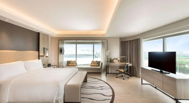 Двухместный номер Premier Conrad Manila