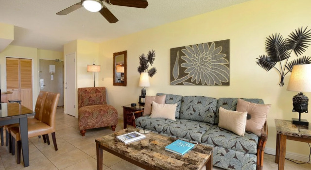 Maui Banyan T305 - Three Bedroom Condo with Ocean View