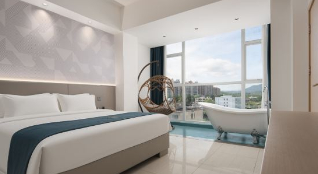 Люкс Deluxe Cloud Residence Hotel (Sanya Phoenix Airport)