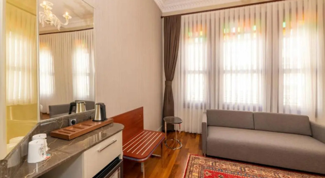 Полулюкс Blue Gilroy Hotel