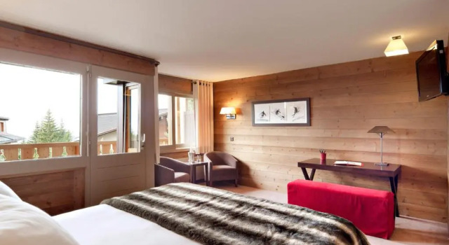Полулюкс с видом на окрестности Hôtel Vanessa