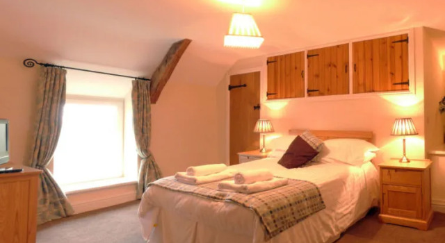 Holiday Home Garthen, Book Feriehus Trawscoed Glamorgan
