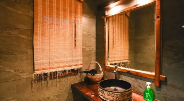 Nicuo Yeluo Inn, Boek Hotel Qiubei Yunnan