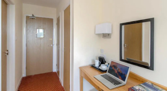 Номер Classic Wayford Bridge Inn Hotel