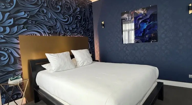 Номер Comfort с видом на гавань Отель LOGIS Hôtel Borel