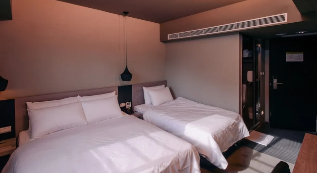 Трёхместный номер Standard Kiwi Express Hotel - Jiuru Rd