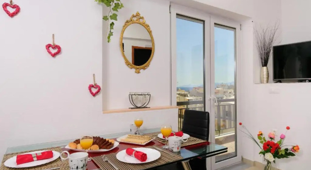 Luxury Lake View Center House, Забронировать Отель Отели East Crete с парковкой, Парковка