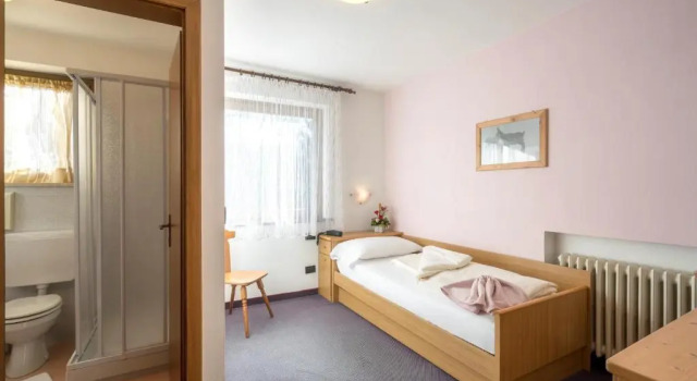 Номер Standard Hotel Canada