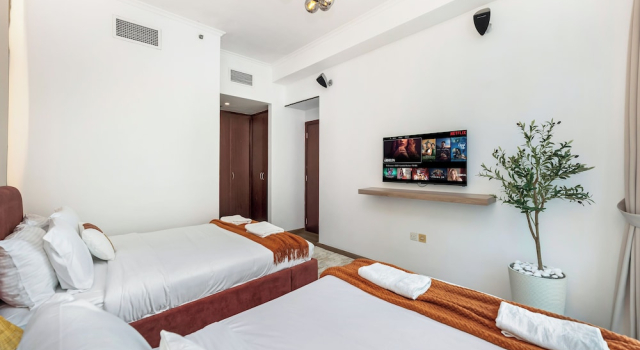 Апартаменты Urban Dubai Marina Stay Near Yacht