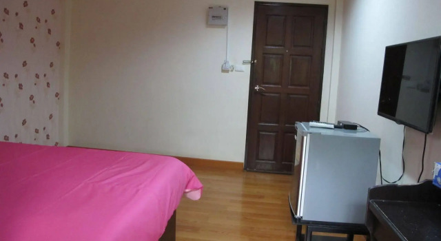 Koh Sichang Resort