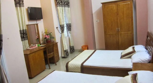 Honey Hotel