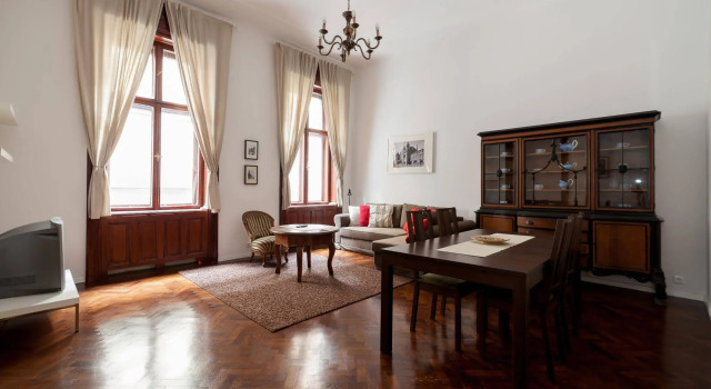 Kadar Apartments