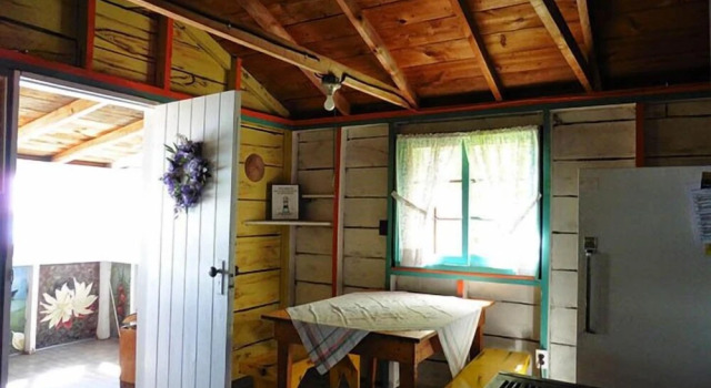 Двухместный коттедж с видом на воду Bruce Bay Cottages & Lighthouse