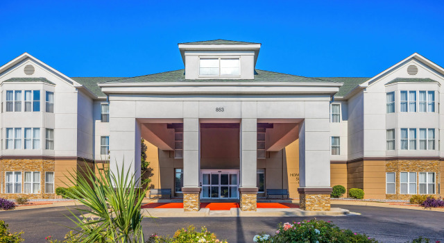 Homewood Suites by Hilton Jackson-Ridgeland, Varaa Hotelli Hotellit New England uima-altaalla, Uima-allas