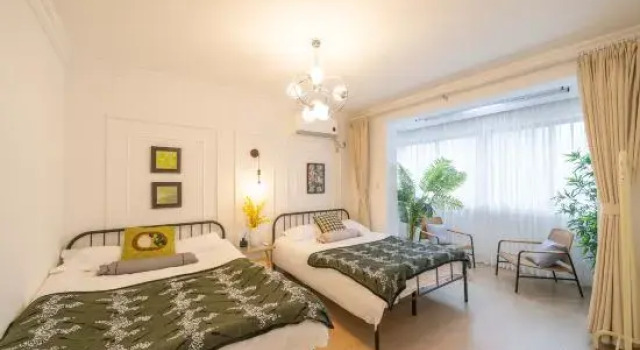 Люкс с 3 комнатами Xiaomeijia Homestay (Nanjing Xi Road Branch Shanghai)