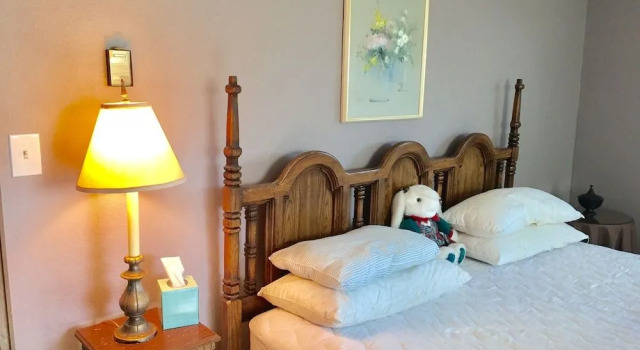 Charming Colorado Bed and Breakfast, Buchen Sie Hotel Evergreen Colorado