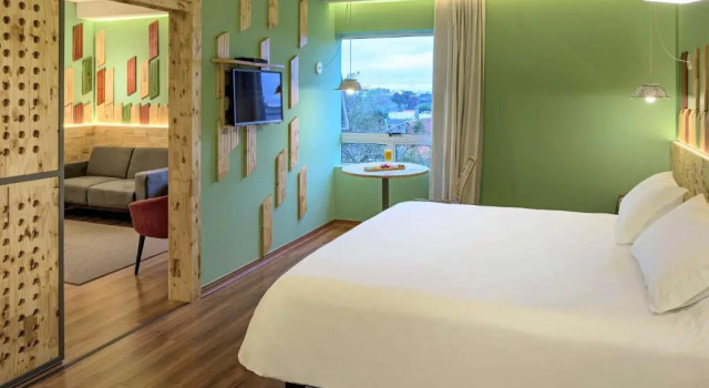 Люкс Hotel Nacional Inn Curitiba Santa Felicidade