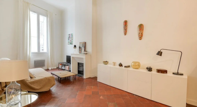 Appartement spacieux 1min C. Mirabeau