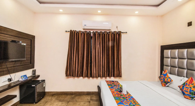 Двухместный номер Superior FabHotel De Sivalika - 500m from Belur Math
