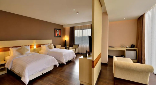 Двухместный люкс Hotel California Bandung