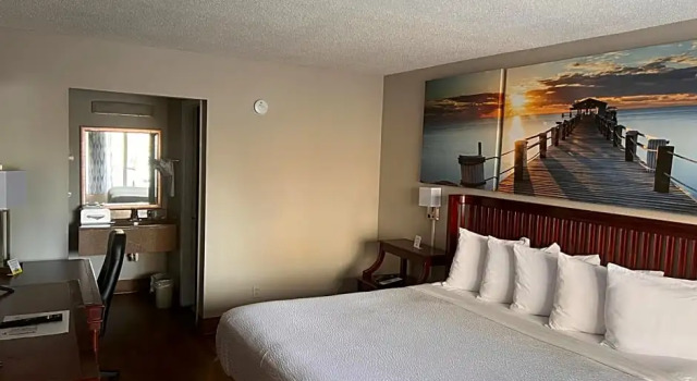 Двухместный люкс Econo Lodge Daytona Beach - Speedway