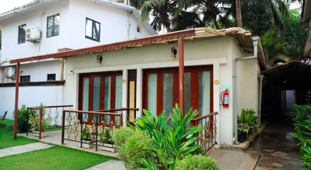 White Pearl Suites by Rosetum, Rezerwuj Dom wakacyjny Calangute North Goa
