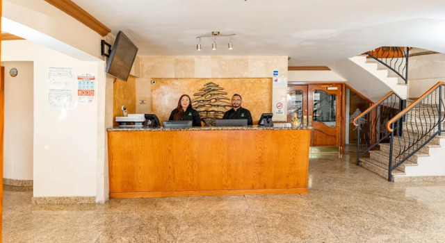 Los Cedros Hotel Inn Ciudad Juárez, Rezervovat Hotel Hotely v Chihuahua se snídaní, Snídaně