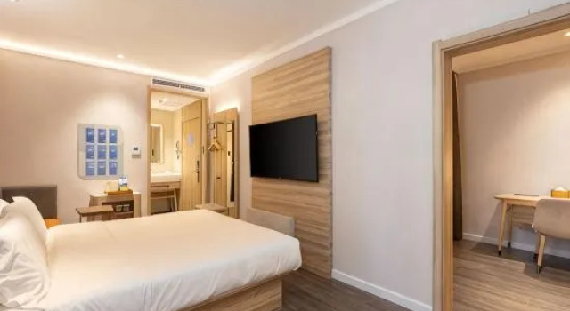 Люкс Hanting Premium Hotel Dalian Gaoxin Wanda Plaza