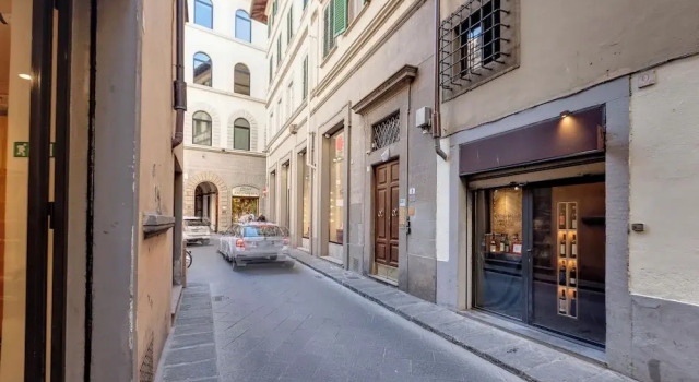 Mamo Florence - Guendalina Apartment, Забронировать Апартаменты/квартира Флоренция Тоскана, рядом с Дом Буонаротти