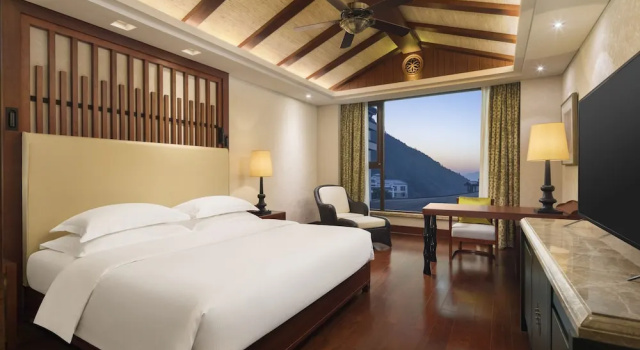 Двухместный номер Standard Hilton Sanqingshan Resort