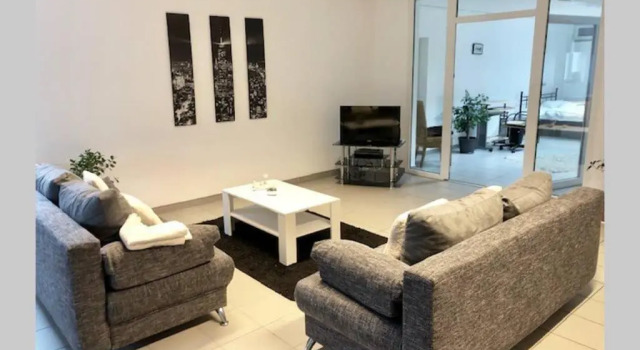 Neueingerichtete 106 qm Wohnung mit Smart TV